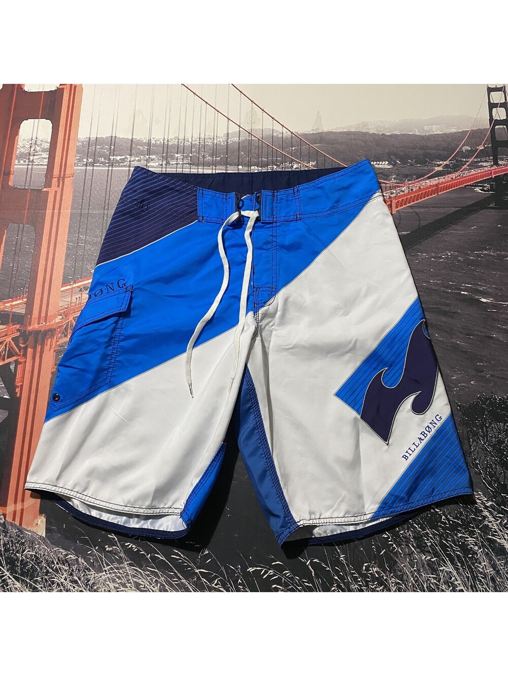 Billabong Board Shorts Mens 32x11 Y2K Blue White Surf Swim Beach Trunks Cargo